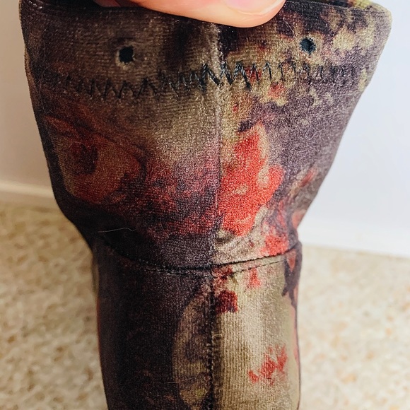 Floral print velour A New Day high heel booties. - Picture 4 of 8